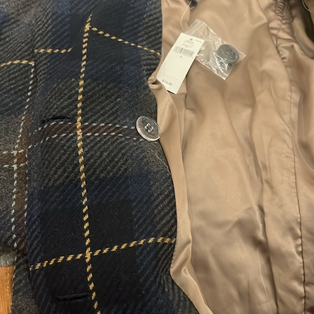 Jacket - Picture 9 of 9